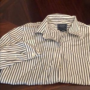 Women’s striped long sleeve button up